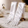 Lange Brauthandschuhe aus Satin